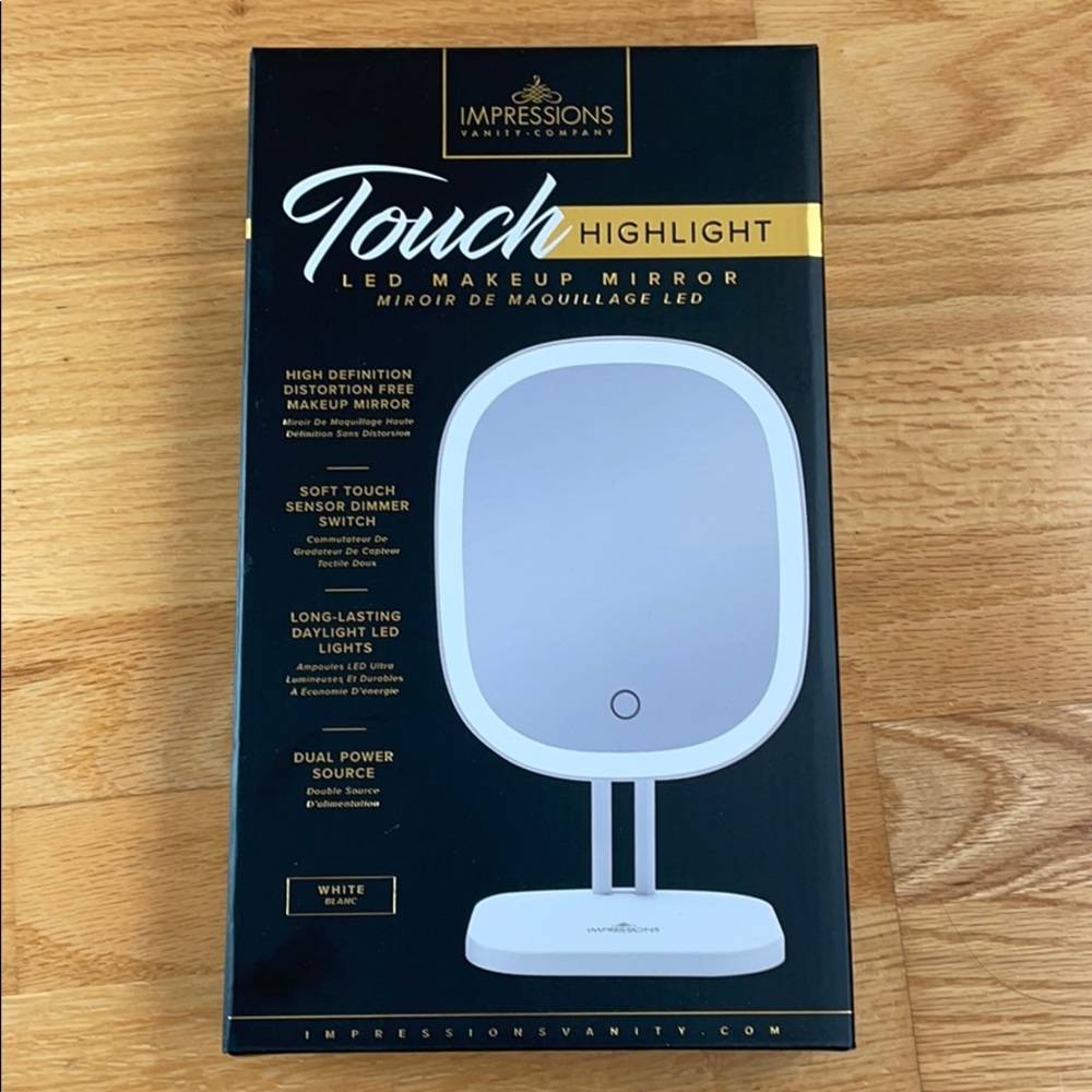 Impressions -Touch highlight LED makeup mirror
